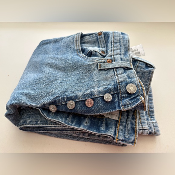 Levi’s Premium button fly jeans, 24x30, women’s, NWOT - Picture 2 of 16